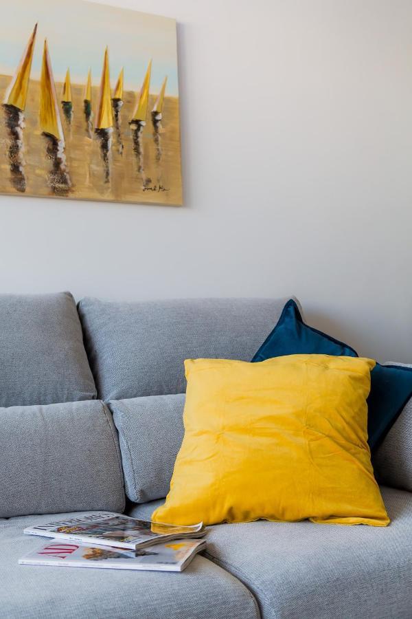 New Comfortable With 2 Bedrooms Near The